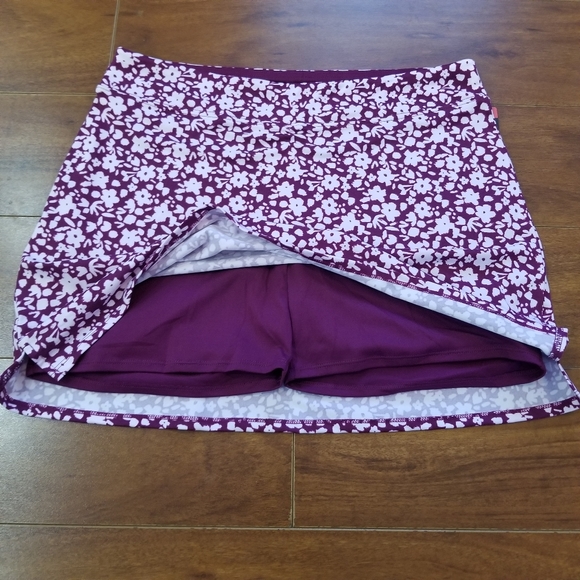 NWT Tranquility Mini Floral Skort - Picture 4 of 9